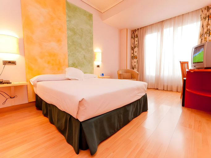 Bedroom 2, Pozuelo Hotel, Madrid