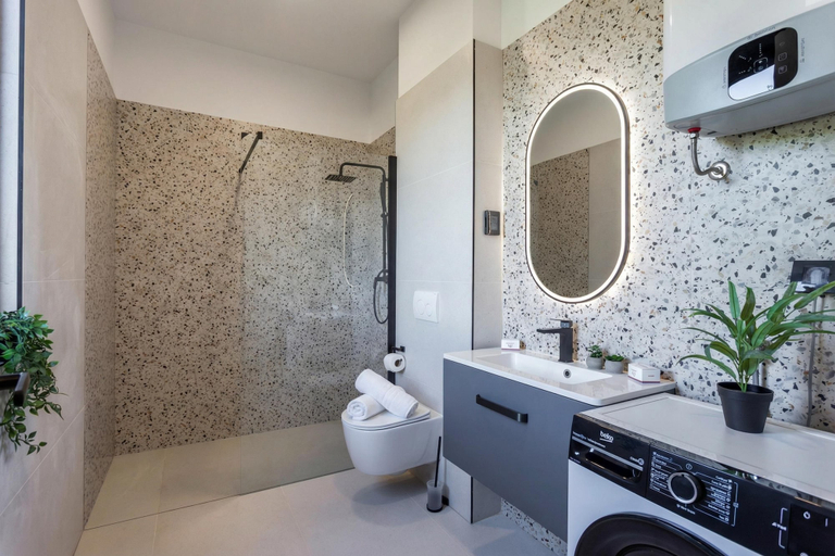 Room 2, Villa Emma With Pool and sea view, Medulin