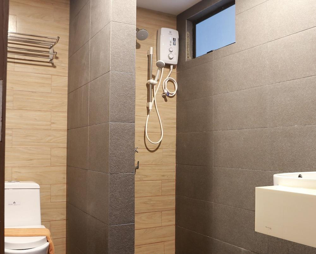 Bathroom 4, Arwana Perhentian Eco & Beach Resort, Besut