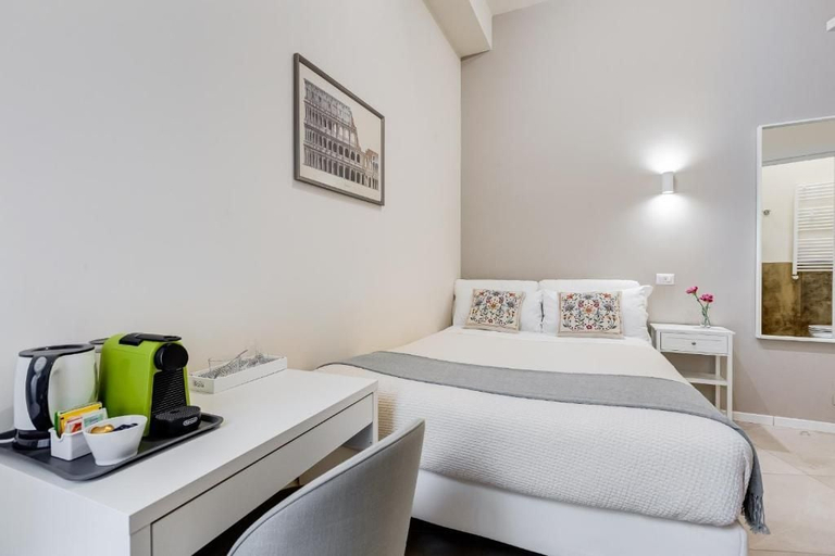 Room 2, SCIPIONI 4O GUESTHOUSE, Rome