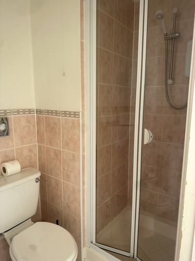 Bathroom 5, The Lindum, East Sussex