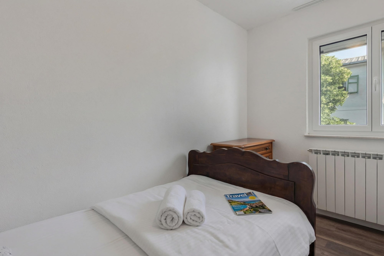 Room 3, Hidden Pool House With Sea View, Novi Vinodolski