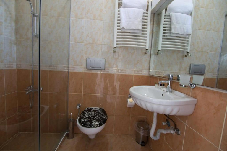 Bathroom, Element Suites Istanbul, Beyoğlu