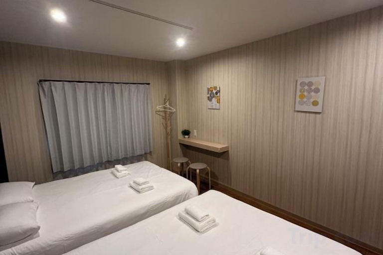 Room 3, Sakura Hotel, Kōtō