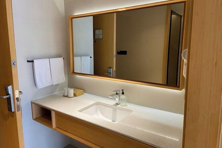Bathroom 3, Ji Hotel (Shanghai Jianding New Town Yuanxiang Lake), Shanghai