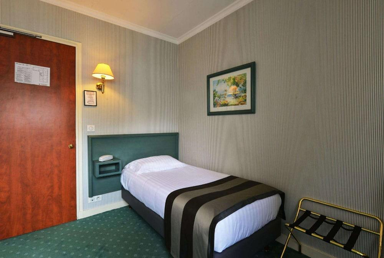 Bedroom 3, Hotel du Pre, Paris