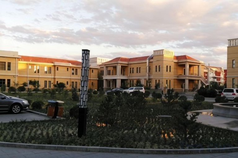 Exterior & Views 2, Etuoke Hotel, Ordos