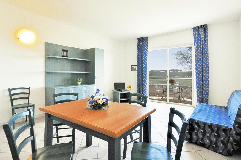Others 2, Villa in Cecina Mare Near Sandy Beaches, Livorno