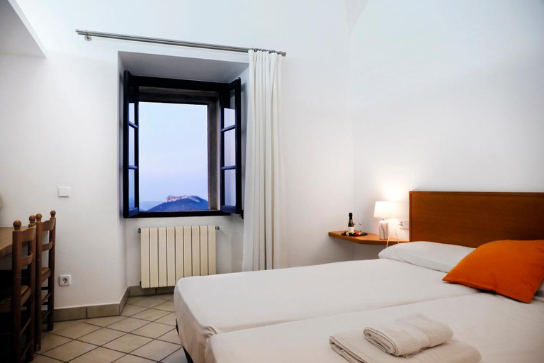 Bedroom, Petit Hotel Hostatgeria Sant Salvador, Baleares