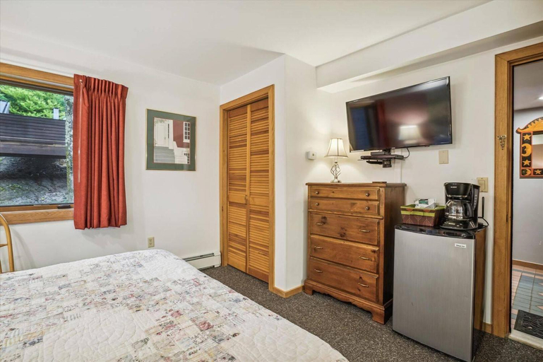 Bedroom 3, Highridge Condo Unit B16A, Rutland