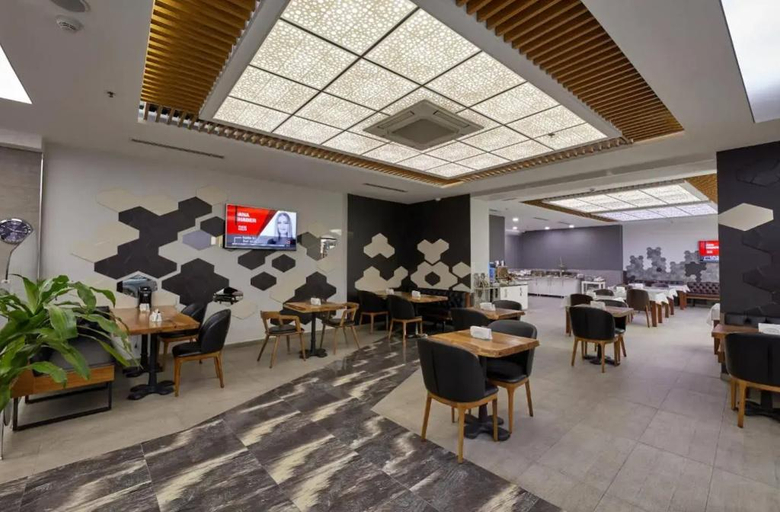 Food & Drinks 5, Arus Hotel, Merkez