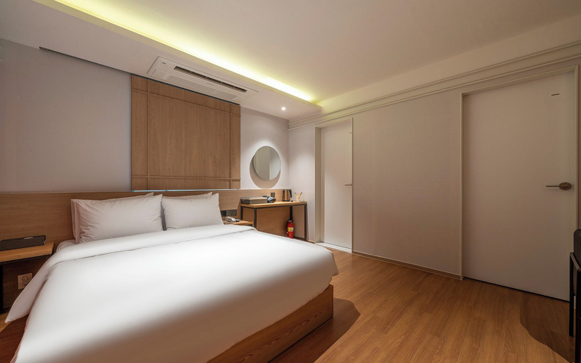 Bedroom 3, Busan Yongho-dong Athena Hotel, Nam