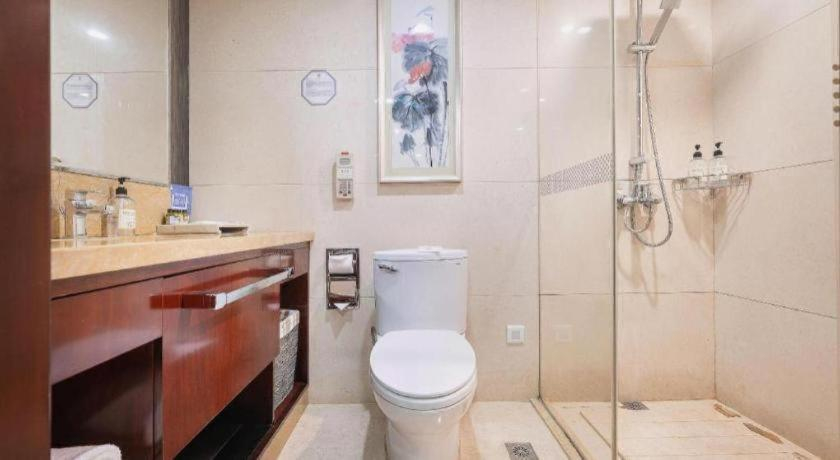 Bathroom 4, Kunshan Hotel, Suzhou