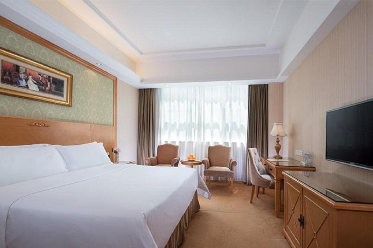 Bedroom 3, Vienna International Hotel, Guangzhou