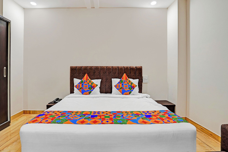 Room 5, FabHotel Shivlok, Bhopal
