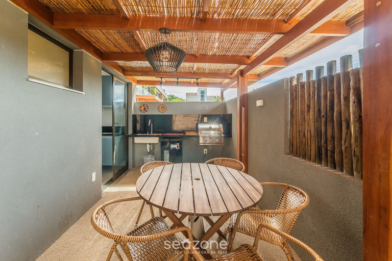 Outdoor dining 5, Apt in Condo w/ Pool 350m From the Beach Pll0004, Camaçari