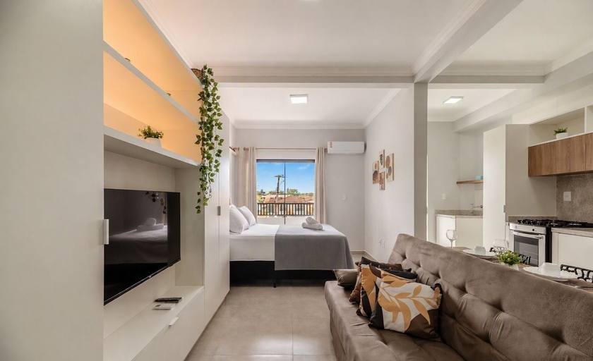 Living area 5, Comfort w/ BBQ Near the Airport - Rrc0206, Florianopolis