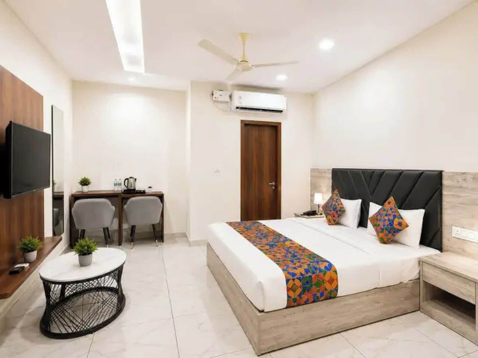 Room 3, FabHotel K9 Regency, Sahibzada Ajit Singh Nagar