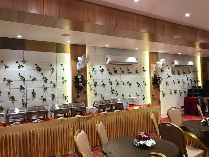 Food & Drinks 5, Hotel Reva Regency, Bhopal