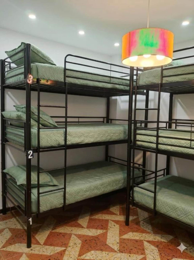 Bedroom 4, Hostel Élisée Perpignan, Pyrénées-Orientales