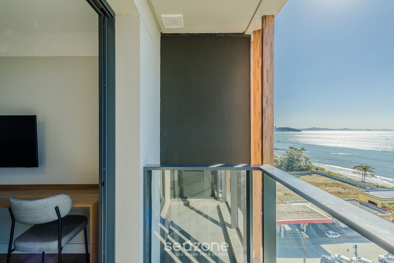 Others 2, Studios With Sea View at Penha Spot PSO - VF, Penha