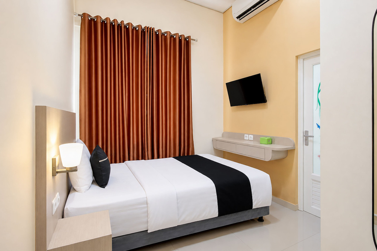 Room 5, Collection O near Adisutjipto Airport, Sleman