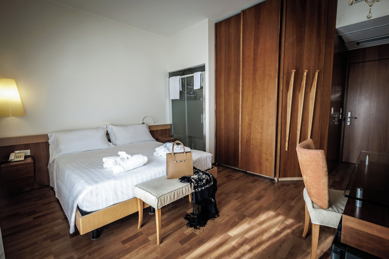 Bedroom 3, Termeterna Resort, Padua