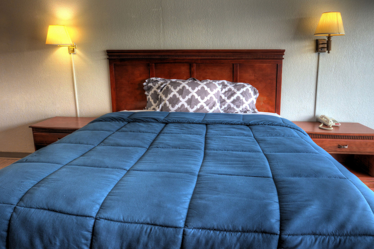 Bedroom 3, Volunteer Inn at Church Hill near Kingsport, Hawkins