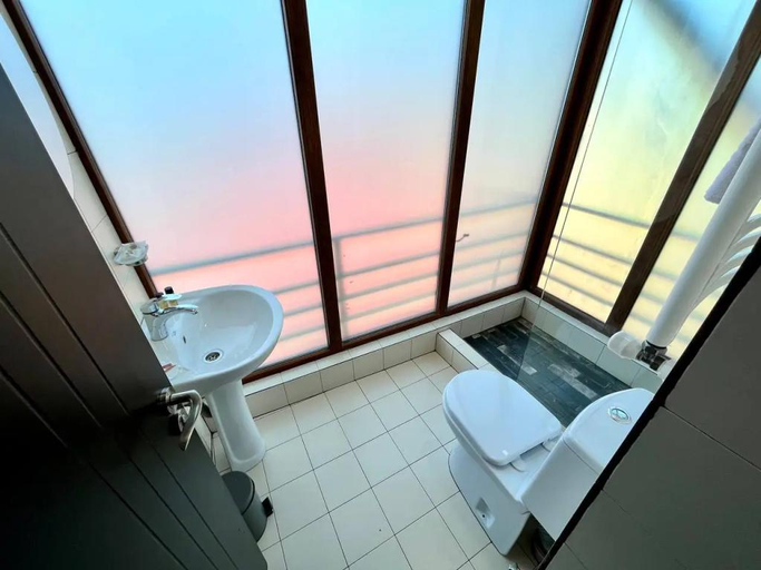 Bathroom, Hotel Old Tbilisi 5 rooms, Tbilisi