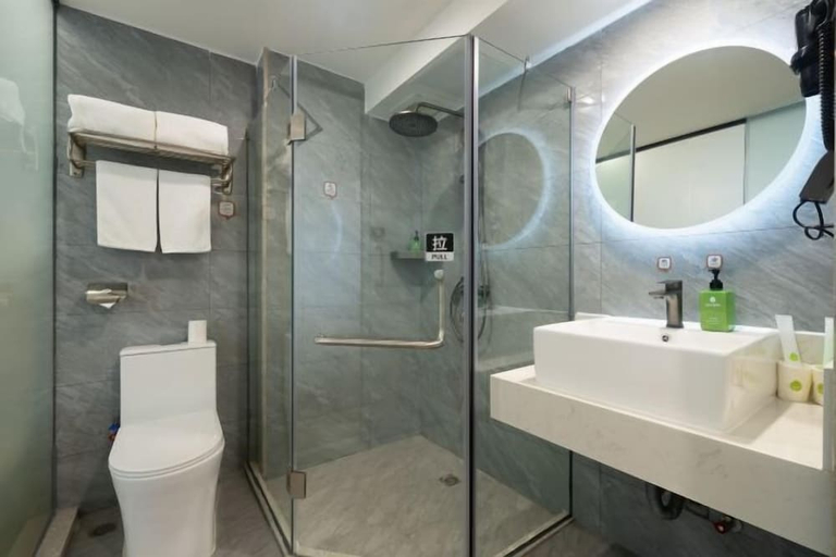 Bathroom 3, Hi Inn Select (Guangzhou Wanjia Garment City Shaheding Metro Station), Guangzhou