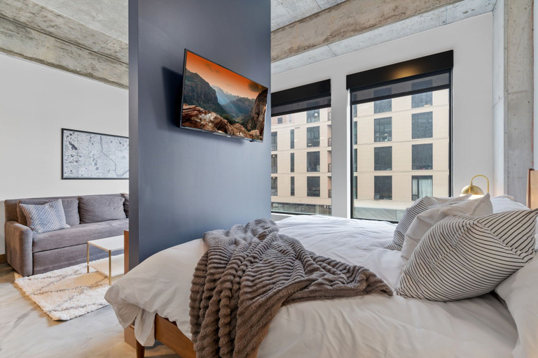 Bedroom 2, Sable 203 - Alcove, Hennepin