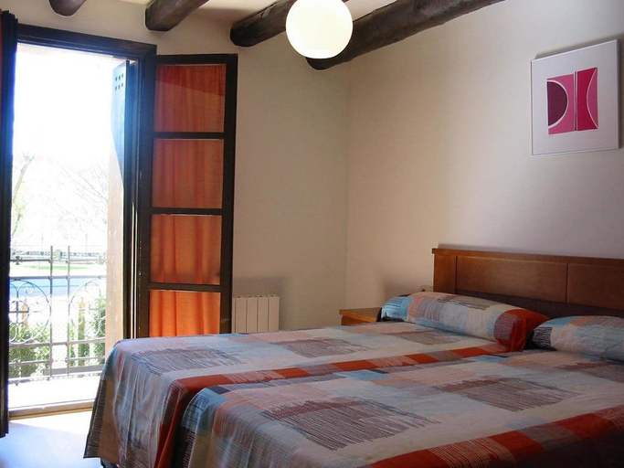 Bedroom 3, Hotel Panaderia y Bungalows Liguerre de Cinca,, Huesca