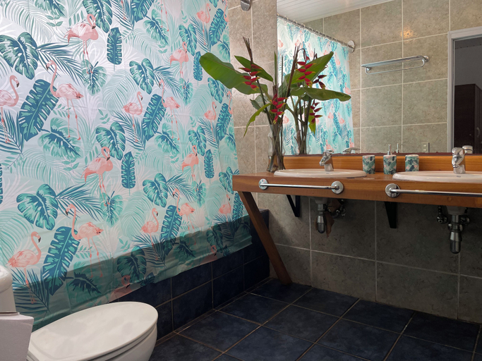 Bathroom 3, Manureva Nui Hotel Boutique, ísla de Pascua