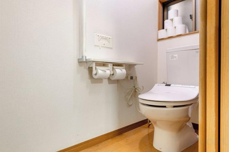Bathroom 3, Asakusa old town guesthouse, Taitō