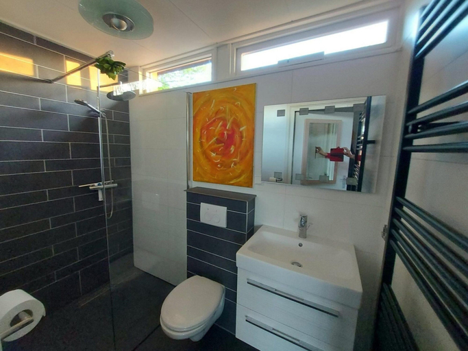 Bathroom, Holiday Retreat in Sint Maartenszee, Zijpe