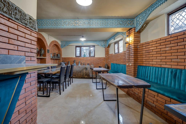 Food & Drinks 5, Regraph Hotel, Tbilisi