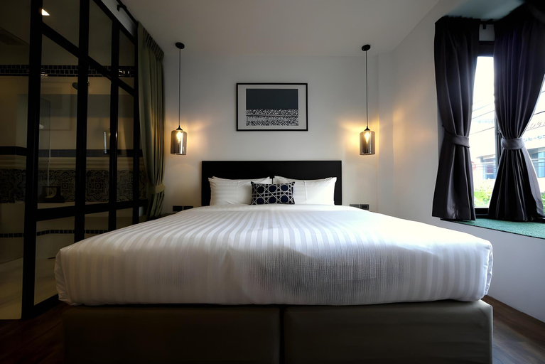 Bedroom 4, Oriental Heritage Hotel, Bang Rak