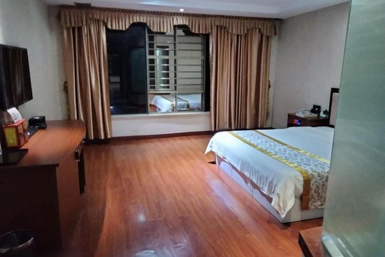 Bedroom 3, Jiaoling Shun'an Hotel, Meizhou
