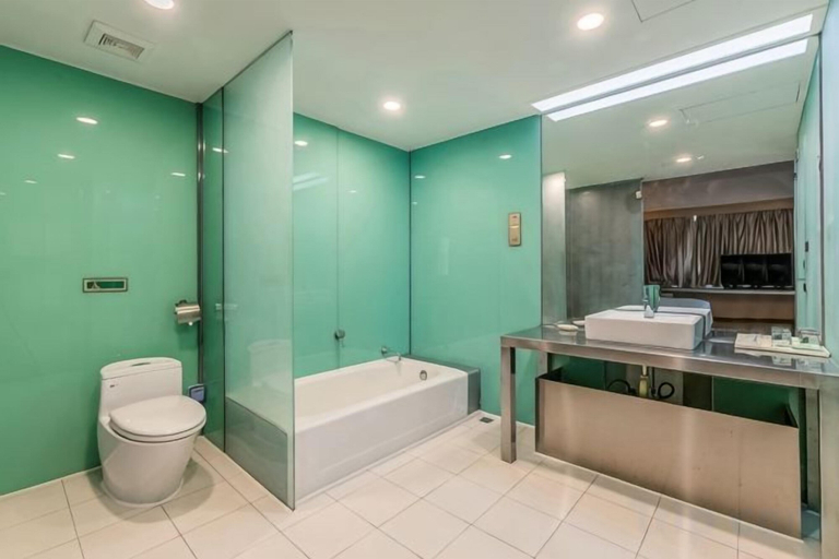 Bathroom 4, Vienna Classic Hotel (Hengtong Fortune Center Store), Baoding