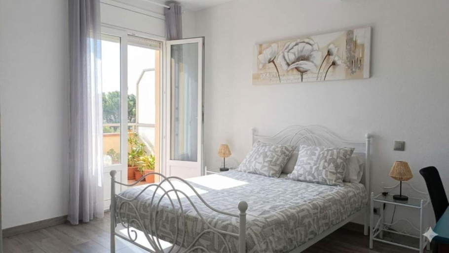 Bedroom 3, Hostel Élisée Perpignan, Pyrénées-Orientales