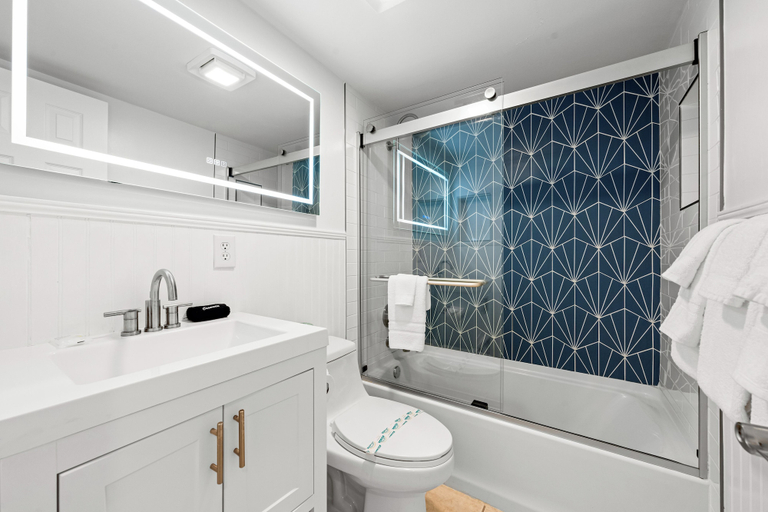 Bathroom 4, Jamaica Royale Beach View Tower by Beachside Management, Sarasota