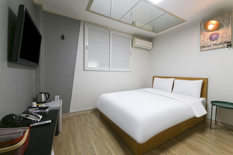 Bedroom 3, Buan Baekje Hotel, Buan