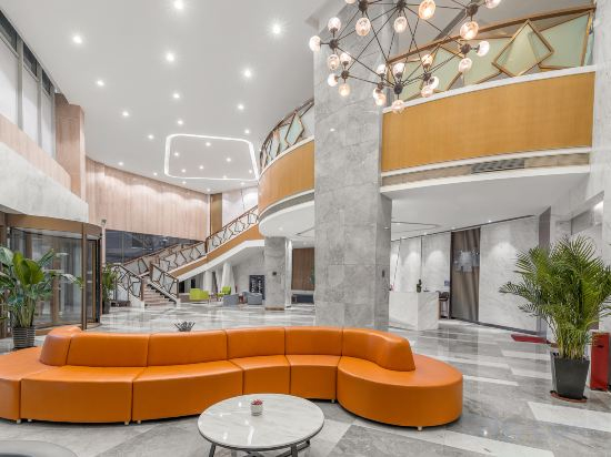 Hotel Interior/Public Areas