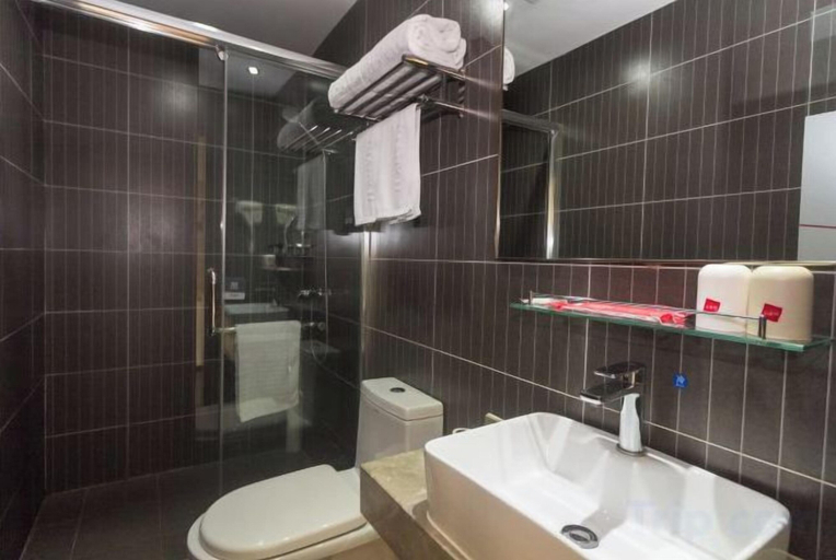 Bathroom 4, Shankee Hotel (Shanghai Baoshan Yanghang Town), Shanghai