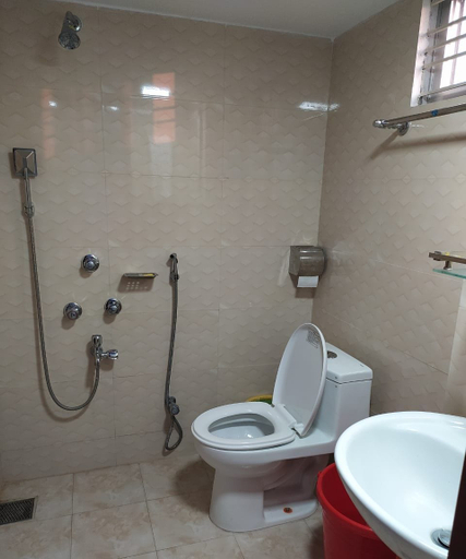 Bathroom, Khairul International Hotel Pabna, Pabna