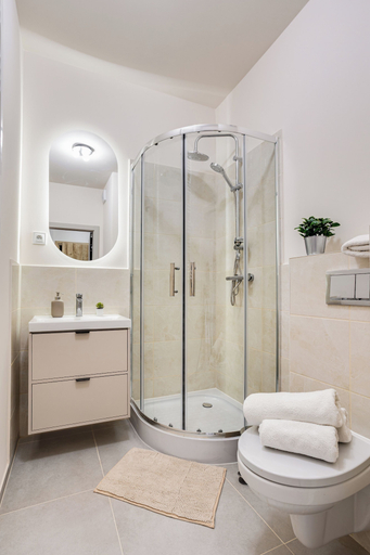 Bathroom, Kamienica parking balkon blisko MTP, Poznań City