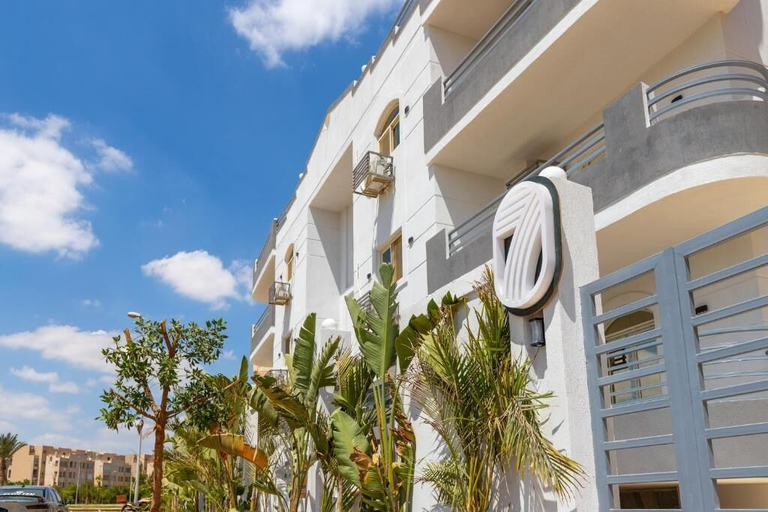 Exterior 2, Seven Stays Centric West, Sheikh Zayed