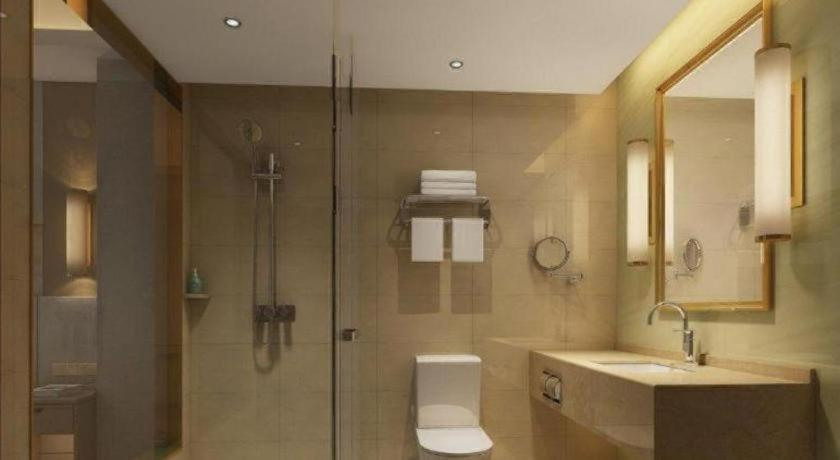 Bathroom 3, Vienna International Hotel (Sanya High-speed Railway Station), Sanya