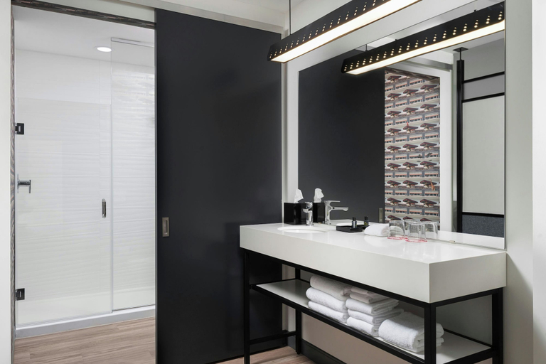 Bathroom 4, Aloft by Marriott DFW Airport North, Irving