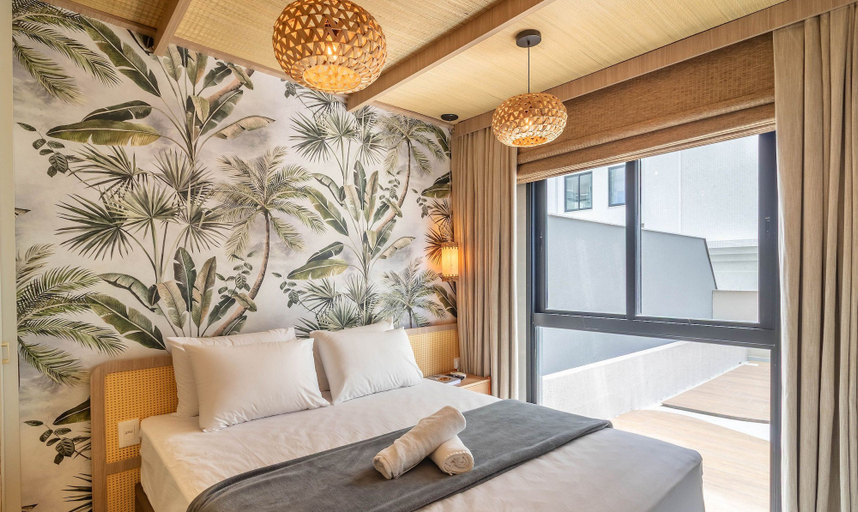 Room 2, Sua estadia exclusiva a poucos passos do Mar em Meia Praia - FFS, Itapema